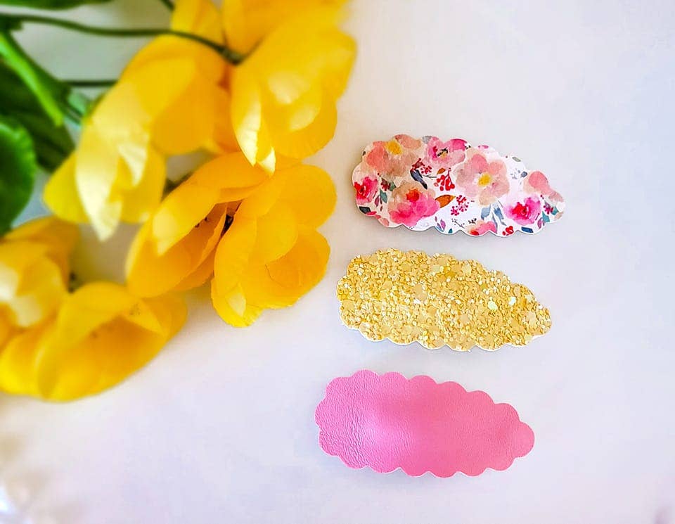 Dreaming of Spring 2.5" Scallop Teardrop Snap Clip 3pack