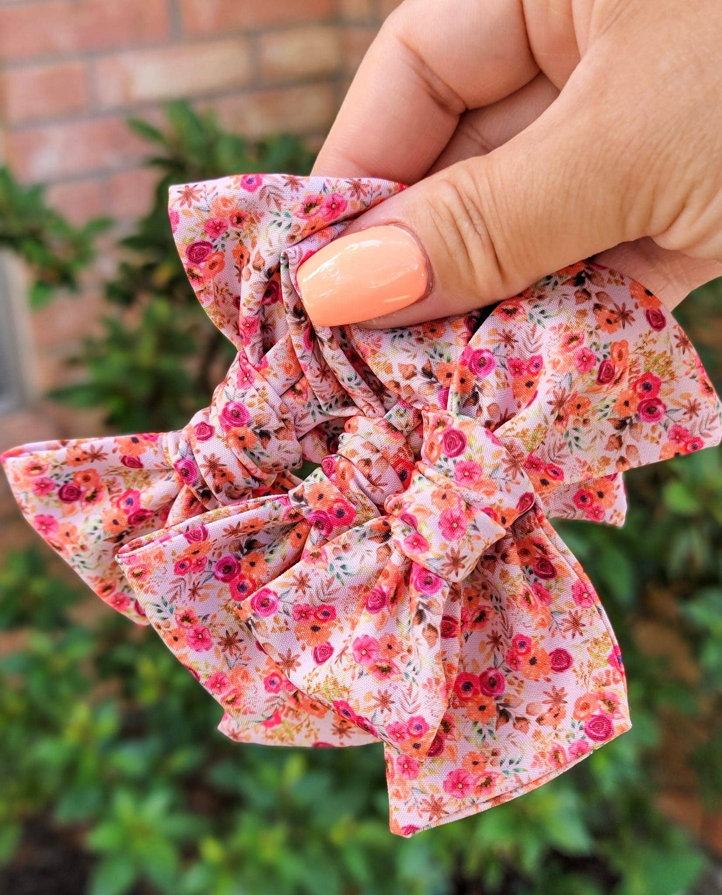 Chloe Bow-Spiced Floral