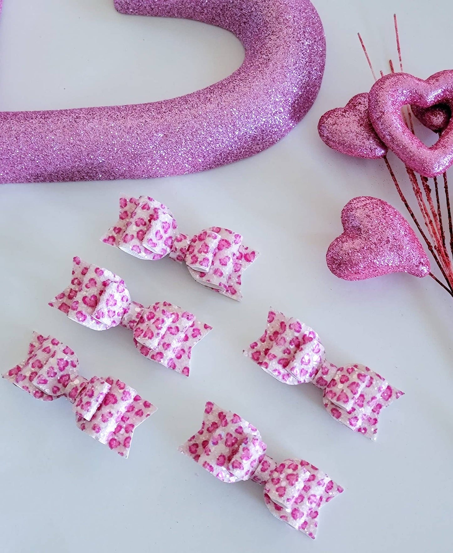 Small Blair Bow-V-Day Leopard Heart Glitter