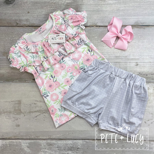 Edgy Shabby Chic Shorts Set