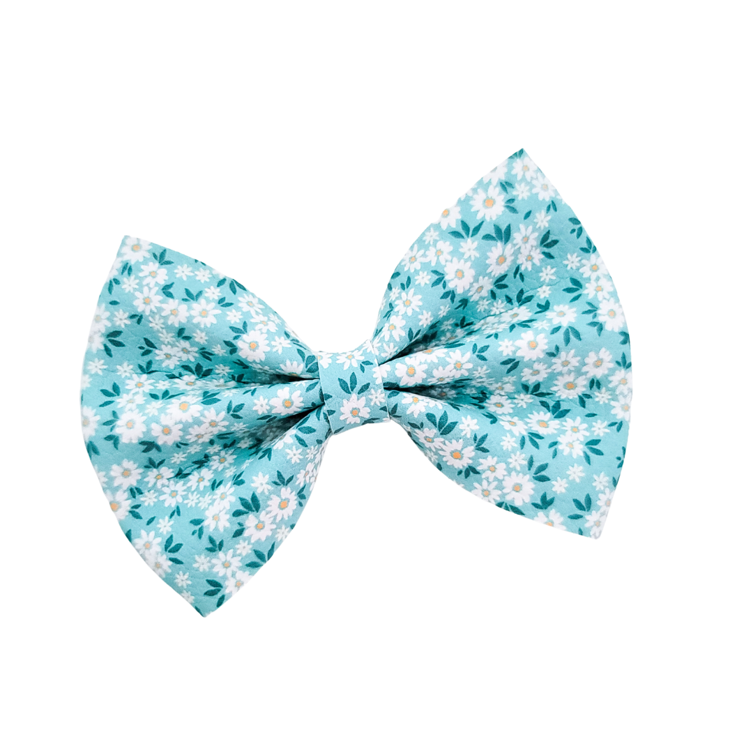 Luna Hair Bow - Farmhouse Daisies