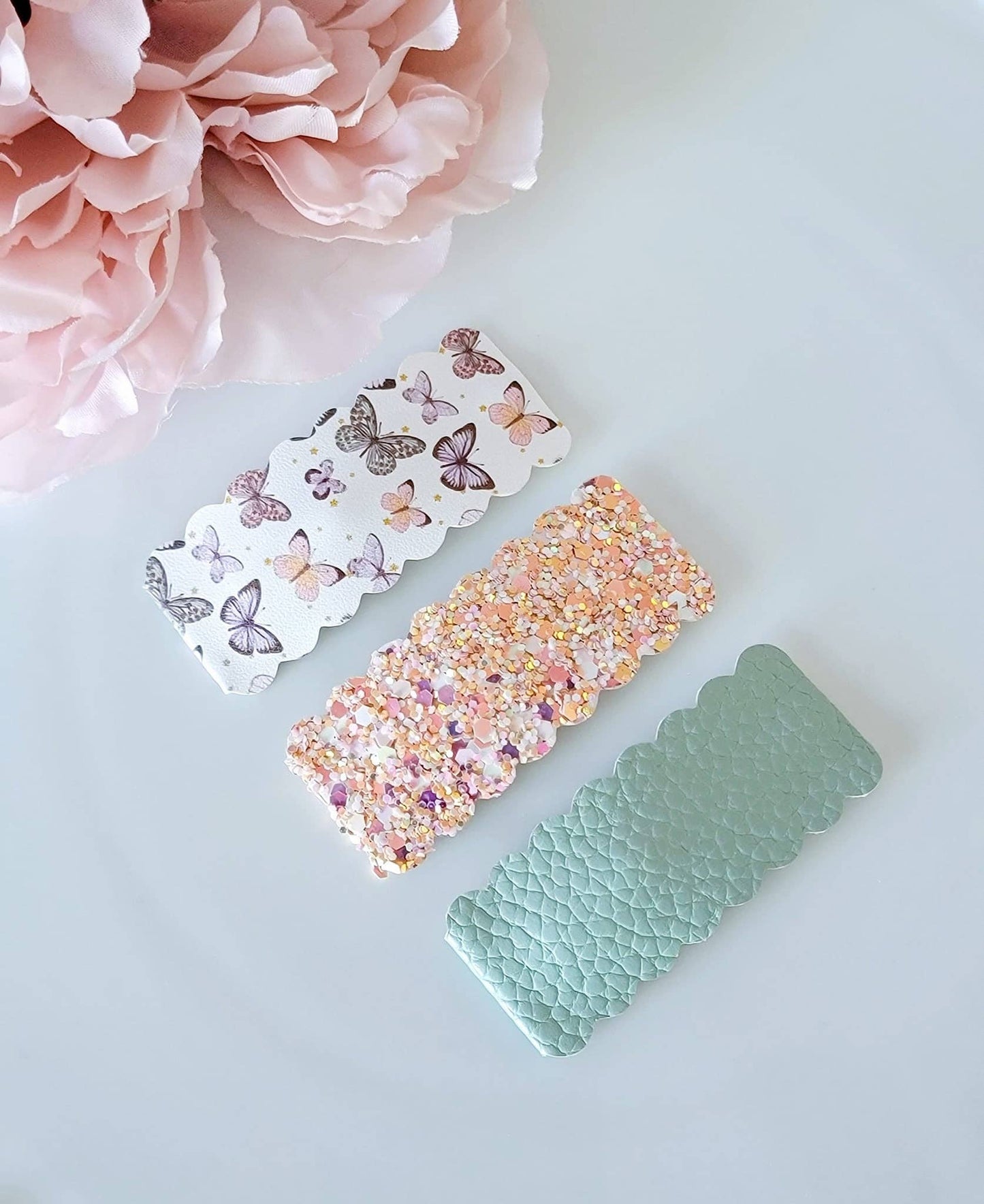 Mariposa 2.5" Rectangle Scallop Snap Clip 3pk