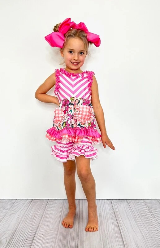 Wispy Magenta Shorts Set